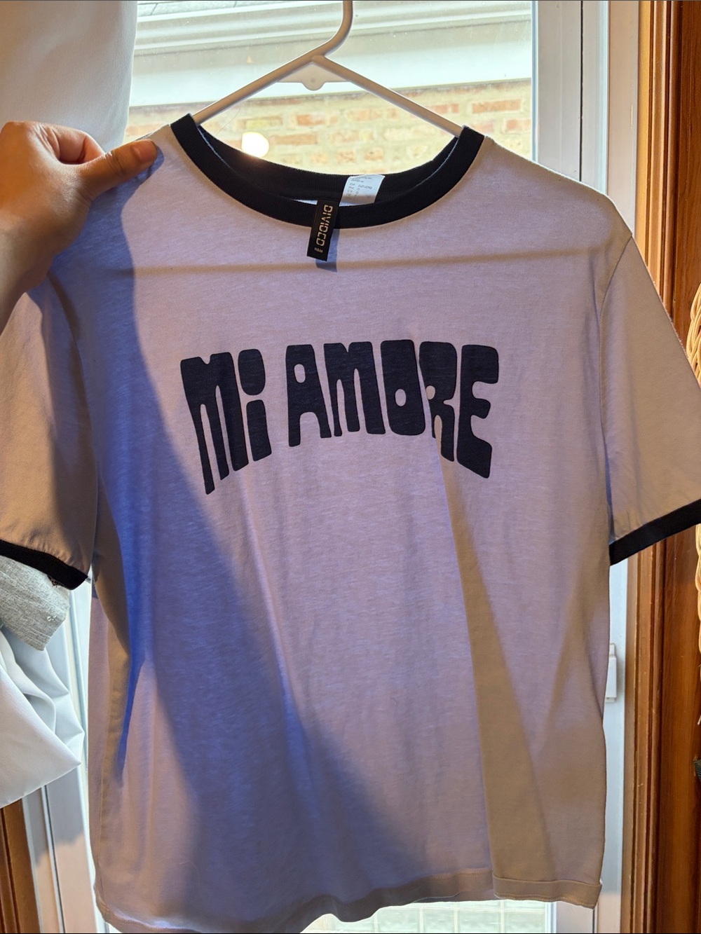 H&M White Ringer Tee with Black 'Mi Amore' Print
